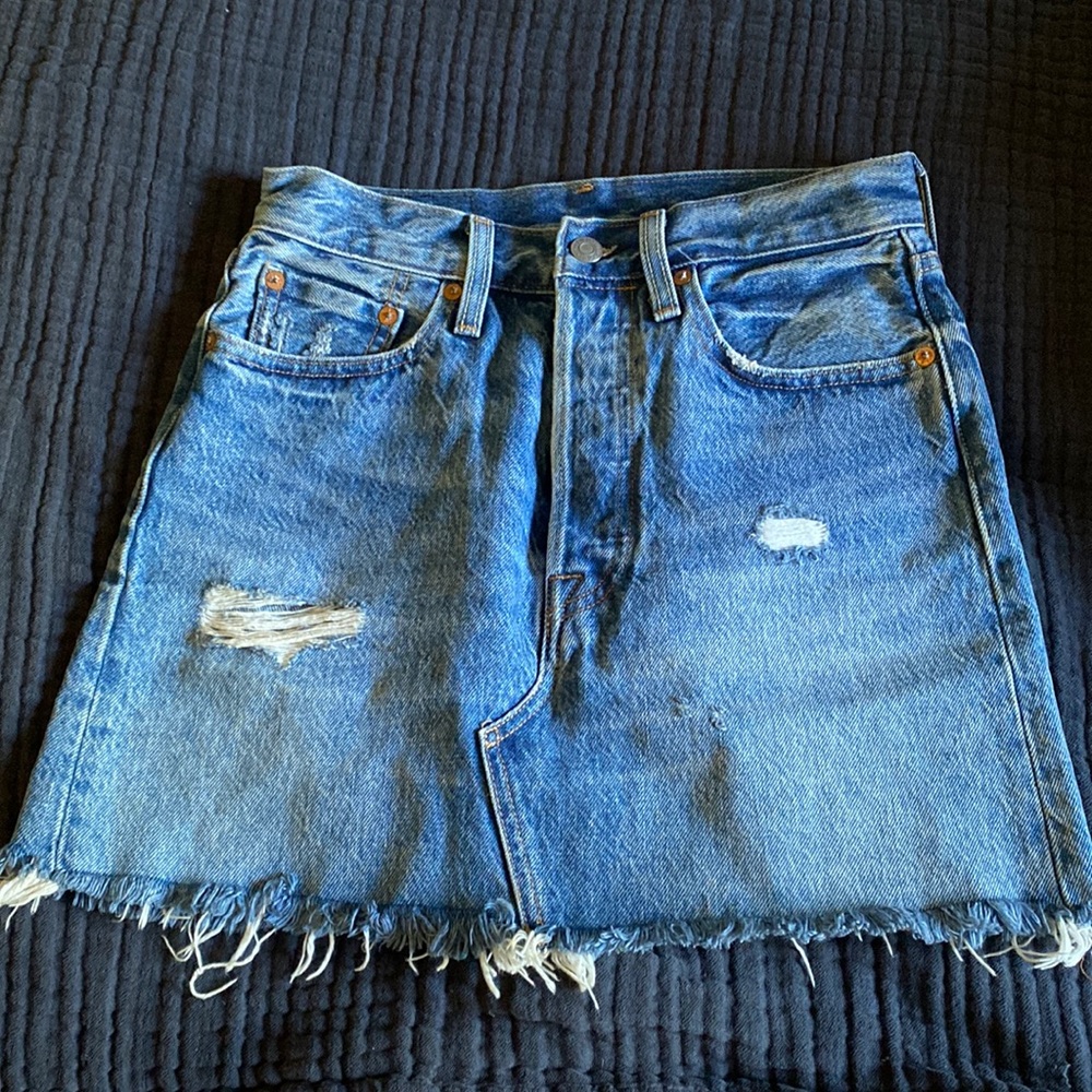 Levi's jean skirt